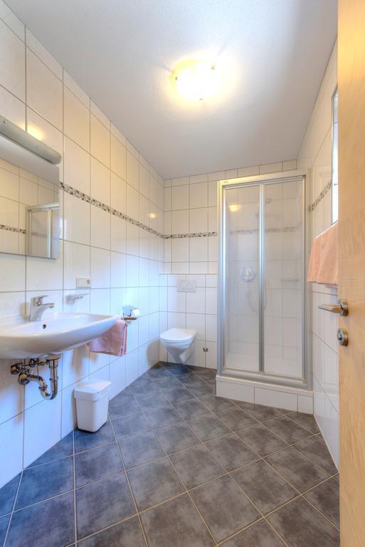 Appartement Strolz Schnann Bilik gambar
